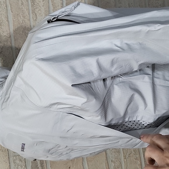 PATAGONIA GORETEX Women's Light Flyer Rain Hiking Full Zip - Picture 5 of 12